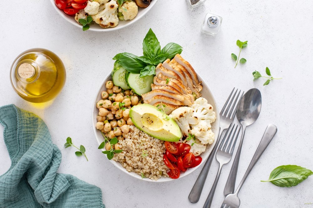 Healthy,Lunch,Bowl,With,High,Protein,Food,,Sliced,Grilled,Chicken, protein meal